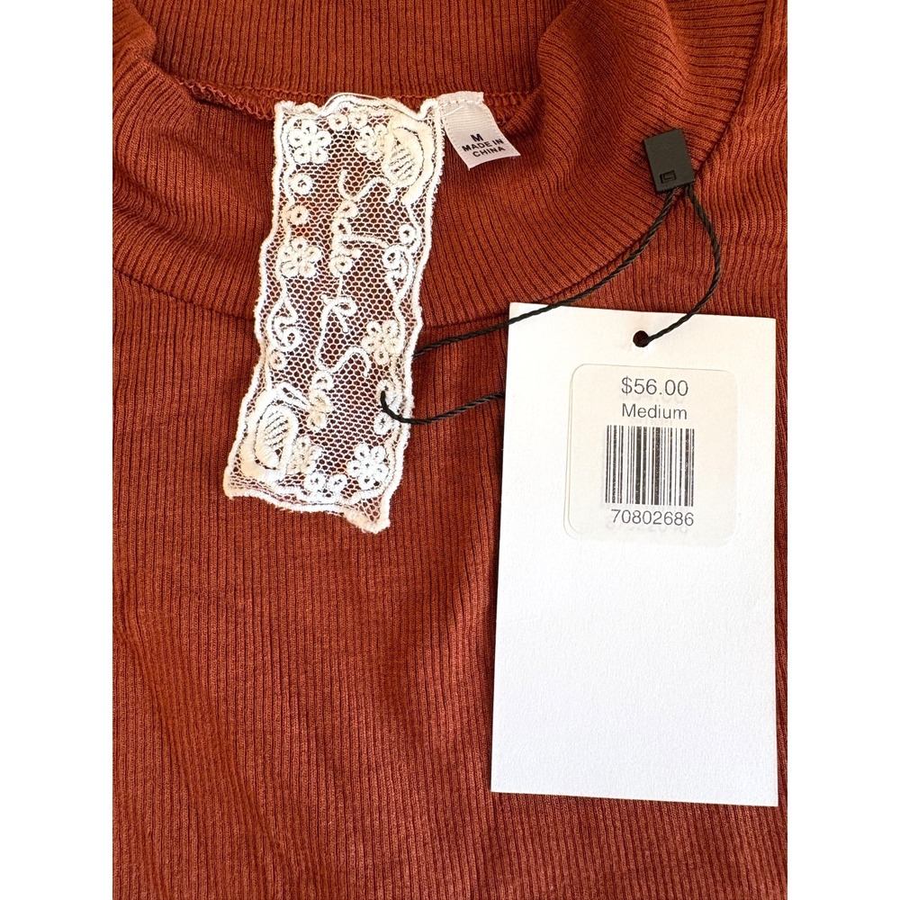 NWT Sadie & Sage, Women's Turtleneck Sweater, Burnt Orange, Size M - Picture 3 of 4